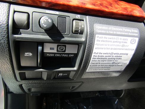 Used 2012 Subaru Outback 2.5i Limited image 18