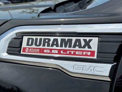 Used 2023 GMC Sierra 3500 Denali w/ Denali Ultimate Package AWD/4WD image 18