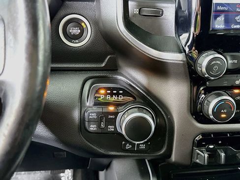 Used 2019 RAM 1500 Big Horn AWD/4WD image 11