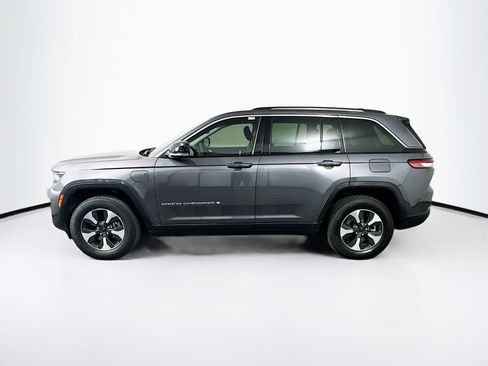 Used 2022 Jeep Grand Cherokee Limited 4xe image 4