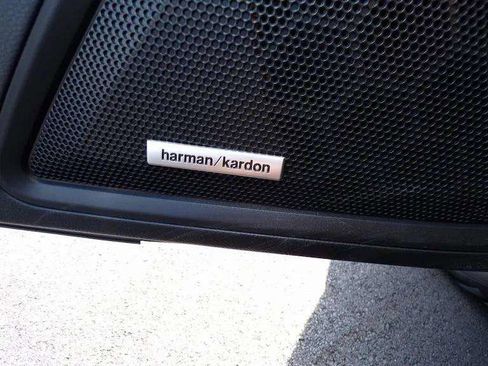 Certified 2025 Subaru Outback Limited image 11