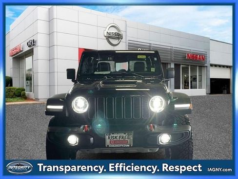 Used 2026 Jeep Gladiator Mojave AWD/4WD image 2