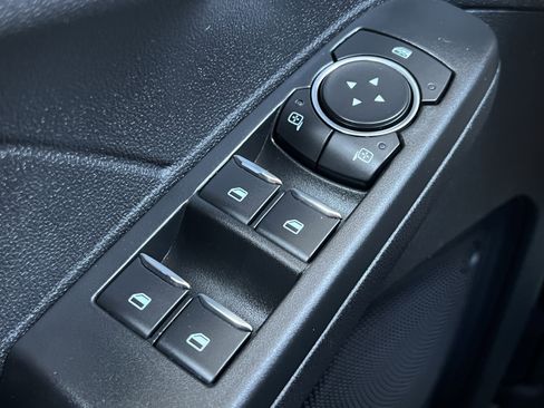 Used 2022 Ford Escape SEL image 37