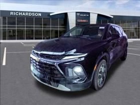Used 2023 Chevrolet Blazer LT image 6