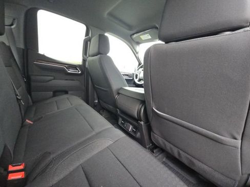 Used 2025 Chevrolet Silverado 1500 LT image 16