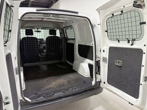 Used 2017 Chevrolet City Express LS image 24
