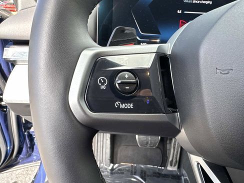 Certified 2026 BMW i5 eDrive40 w/ M Sport Package image 34