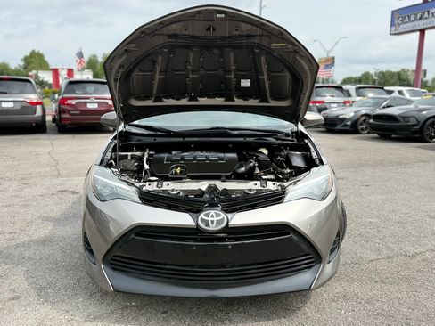 Used 2018 Toyota Corolla LE image 7