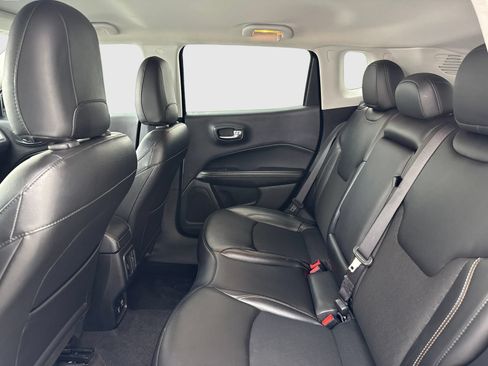 Used 2020 Jeep Compass Latitude w/ Popular Equipment Group FWD image 34
