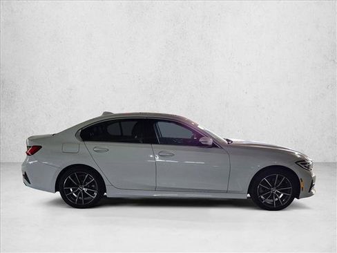 Used 2020 BMW 330i Sedan w/ Driving Assistance Package RWD image 4