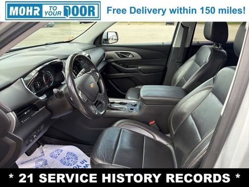 Used 2018 Chevrolet Traverse LT FWD image 12