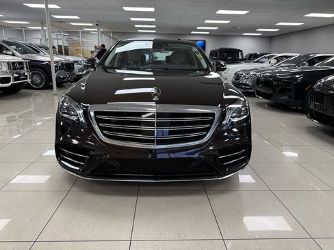 Used 2020 Mercedes-Benz S 560 Sedan image 4