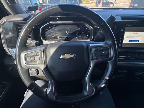 Used 2024 Chevrolet Silverado 2500 LT image 10