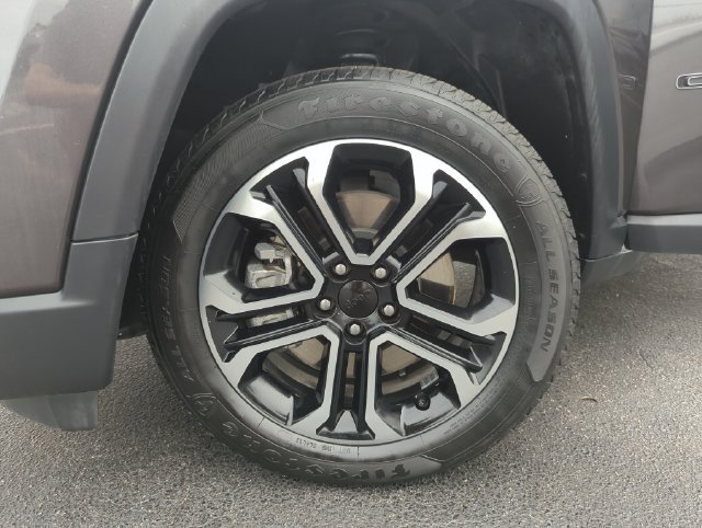 Used 2024 Jeep Compass Limited AWD/4WD image 47