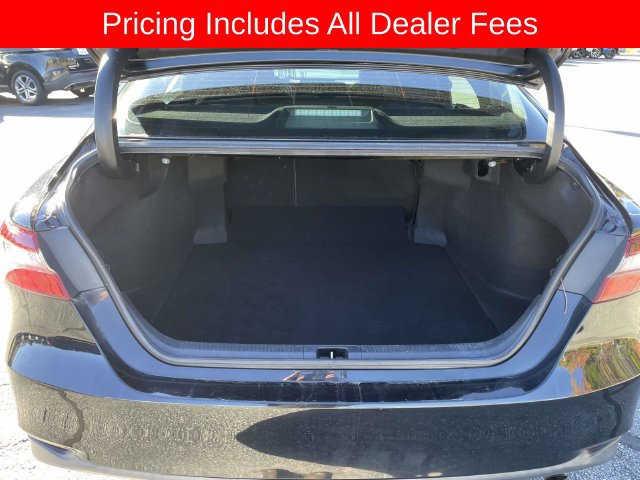 Used 2021 Toyota Camry LE FWD image 13