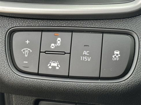 Used 2019 Kia Sorento SX image 25