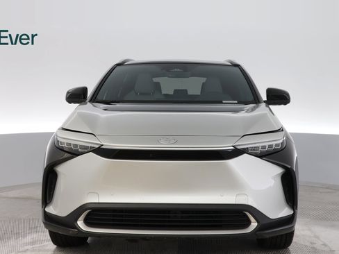Used 2024 Toyota bZ4X AWD w/ Weather Package image 12