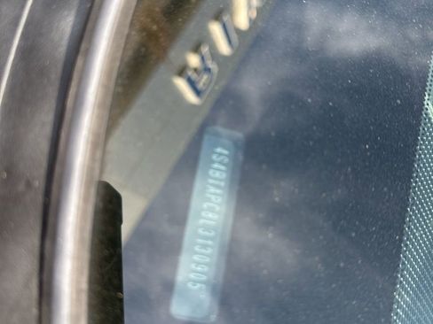 Used 2020 Subaru Outback Touring w/ Popular Package #2 image 12