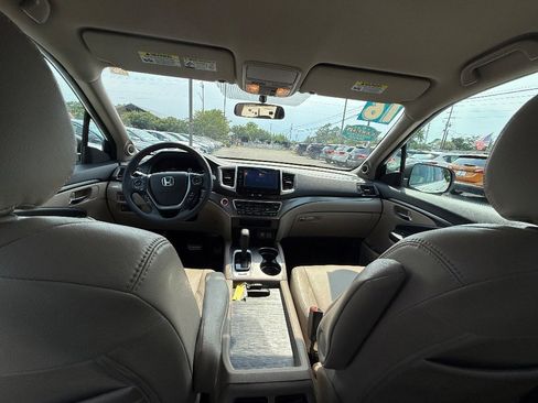 Used 2016 Honda Pilot EX image 8