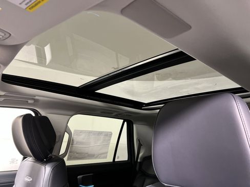 New 2026 Ford Expedition Platinum w/ Driver's Package image 24