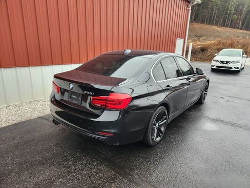 Used 2017 BMW 330i xDrive Sedan image 6