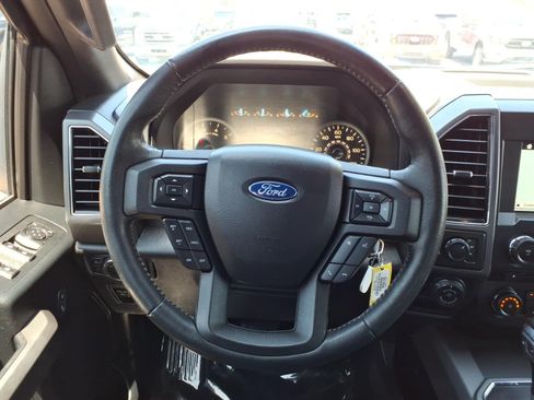 Used 2018 Ford F150 XLT w/ Equipment Group 302A Luxury AWD/4WD image 19