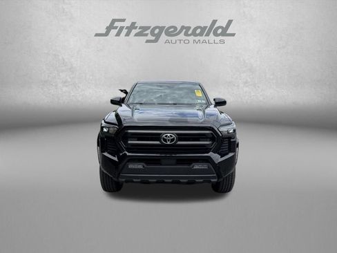 Used 2024 Toyota Tacoma SR5 AWD/4WD image 3