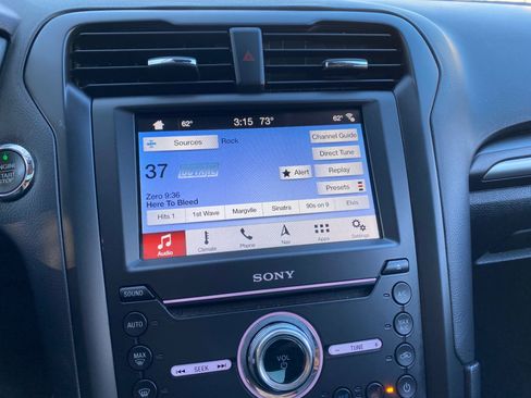 Used 2019 Ford Fusion Energi Titanium image 63