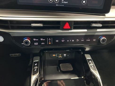 New 2026 Kia Sorento SX Prestige image 21