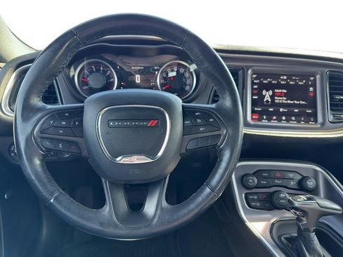 Used 2019 Dodge Challenger SXT w/ Driver Convenience Group AWD/4WD image 12