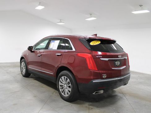 Used 2017 Cadillac XT5 Luxury image 7