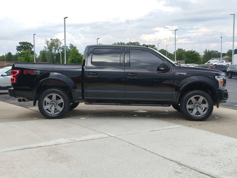 Used 2018 Ford F150 XLT w/ Equipment Group 302A Luxury AWD/4WD image 16