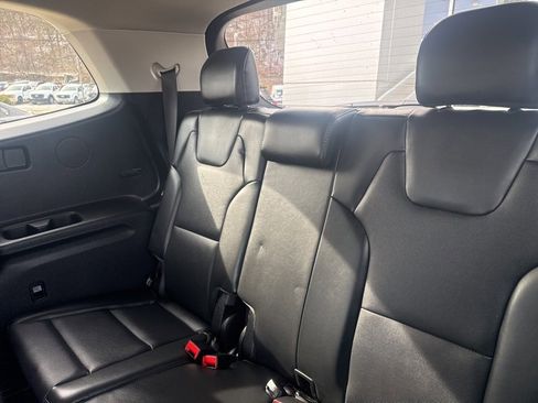 Used 2024 Kia Telluride S w/ S Sunroof Package image 19