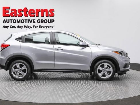 Used 2019 Honda HR-V LX image 4