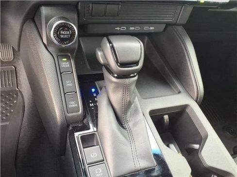 Used 2024 Toyota Land Cruiser image 24