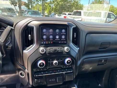 Used 2022 GMC Sierra 2500 AT4 w/ AT4 Preferred Package AWD/4WD image 25