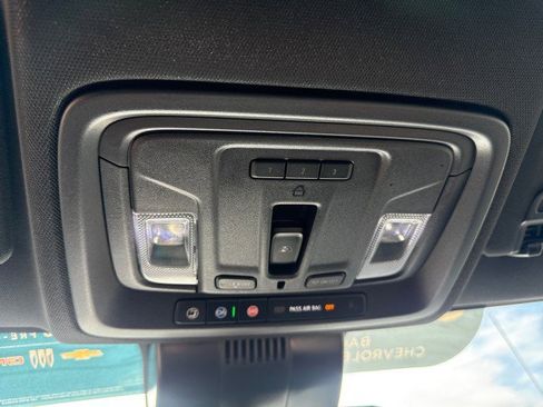 Used 2024 GMC Sierra 1500 AT4 w/ AT4 Premium Package image 32