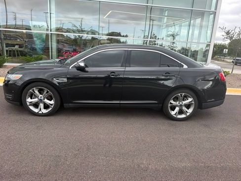 Used 2013 Ford Taurus Limited FWD image 9