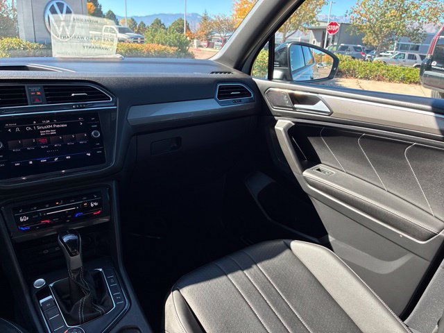 Used 2024 Volkswagen Tiguan SE R-Line AWD/4WD image 18
