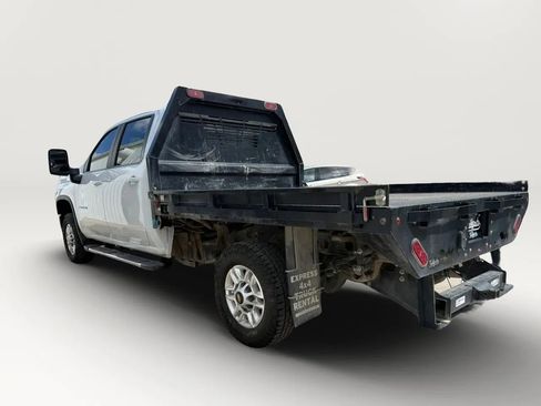Used 2024 Chevrolet Silverado 2500 LT w/ Convenience Package AWD/4WD image 5