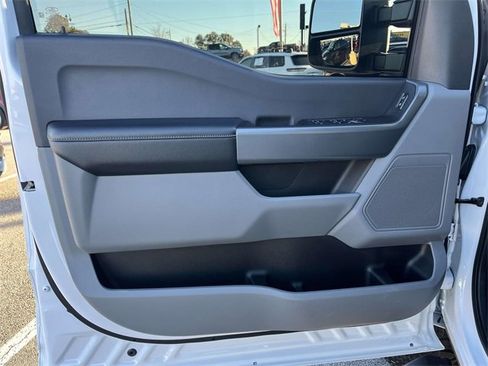 Used 2024 Ford F250 XL w/ STX Appearance Package image 6
