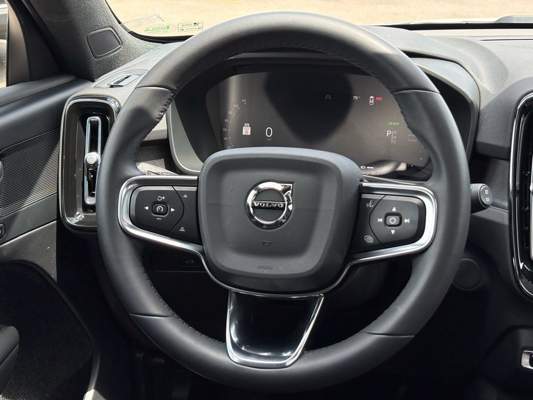 Used 2023 Volvo XC40 Recharge Plus AWD/4WD image 20