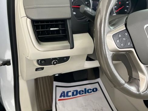 Used 2020 GMC Terrain Denali w/ Denali Premium Package AWD/4WD image 18