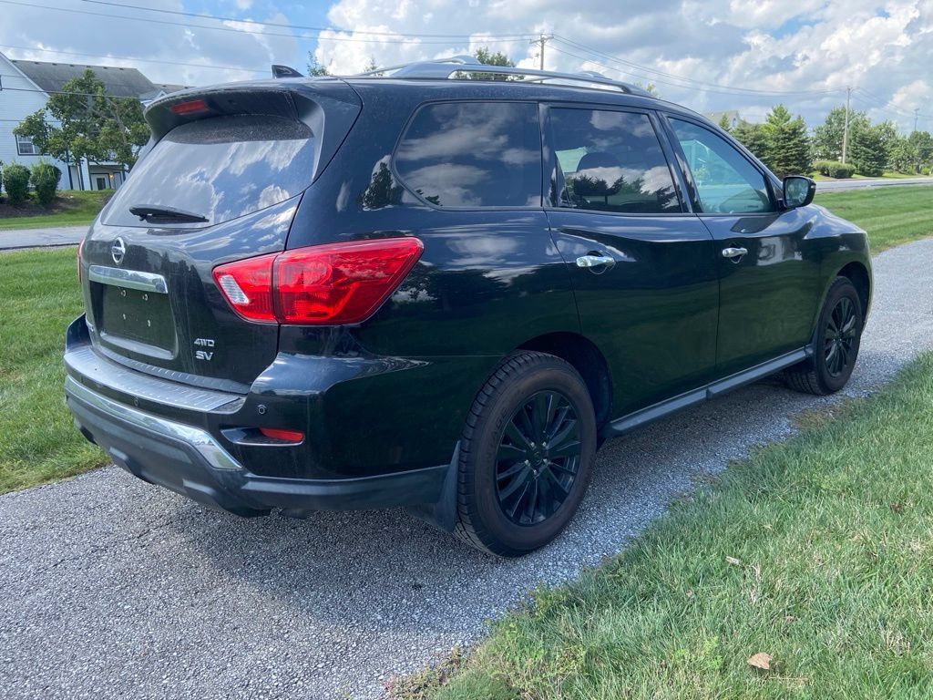 Used 2020 Nissan Pathfinder SV AWD/4WD image 5