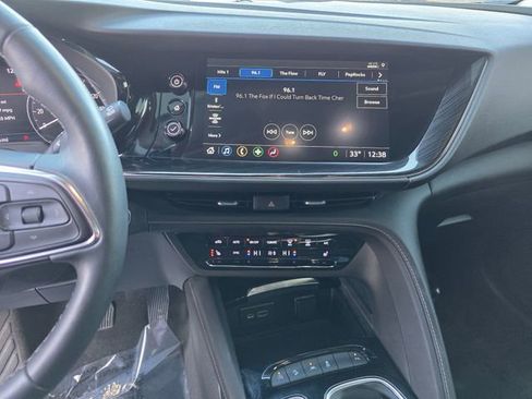 Used 2023 Buick Envision Essence image 20