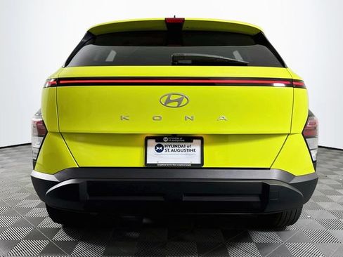 Certified 2024 Hyundai Kona SEL FWD image 6