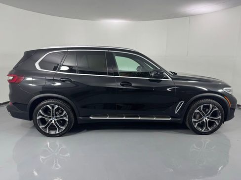 Used 2021 BMW X5 xDrive40i w/ Luxury Seating Package 2 AWD/4WD image 4