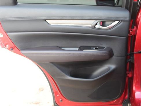 Used 2023 MAZDA CX-5 Signature image 33