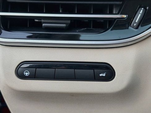 Used 2022 INFINITI QX60 Sensory w/ Cargo Package AWD/4WD image 38