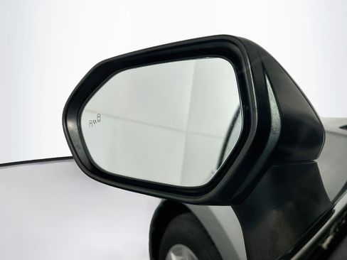Used 2022 Toyota Camry LE FWD image 16